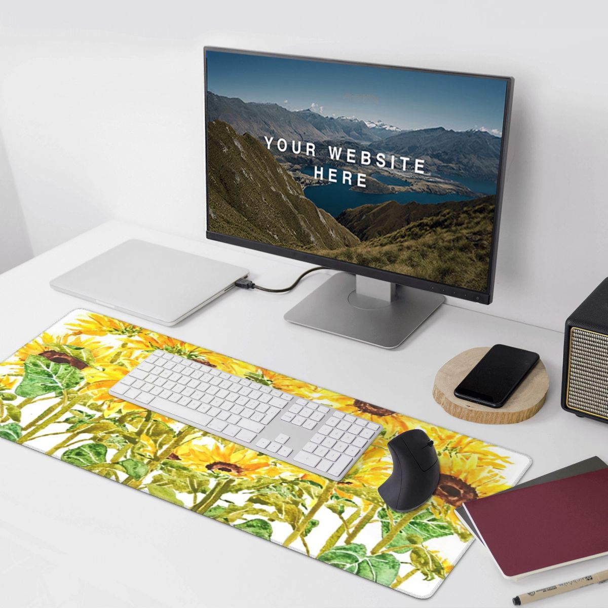 Sunflower Vibrant Yellow Flora - Yellow Laptop Accessories のレビューと価格