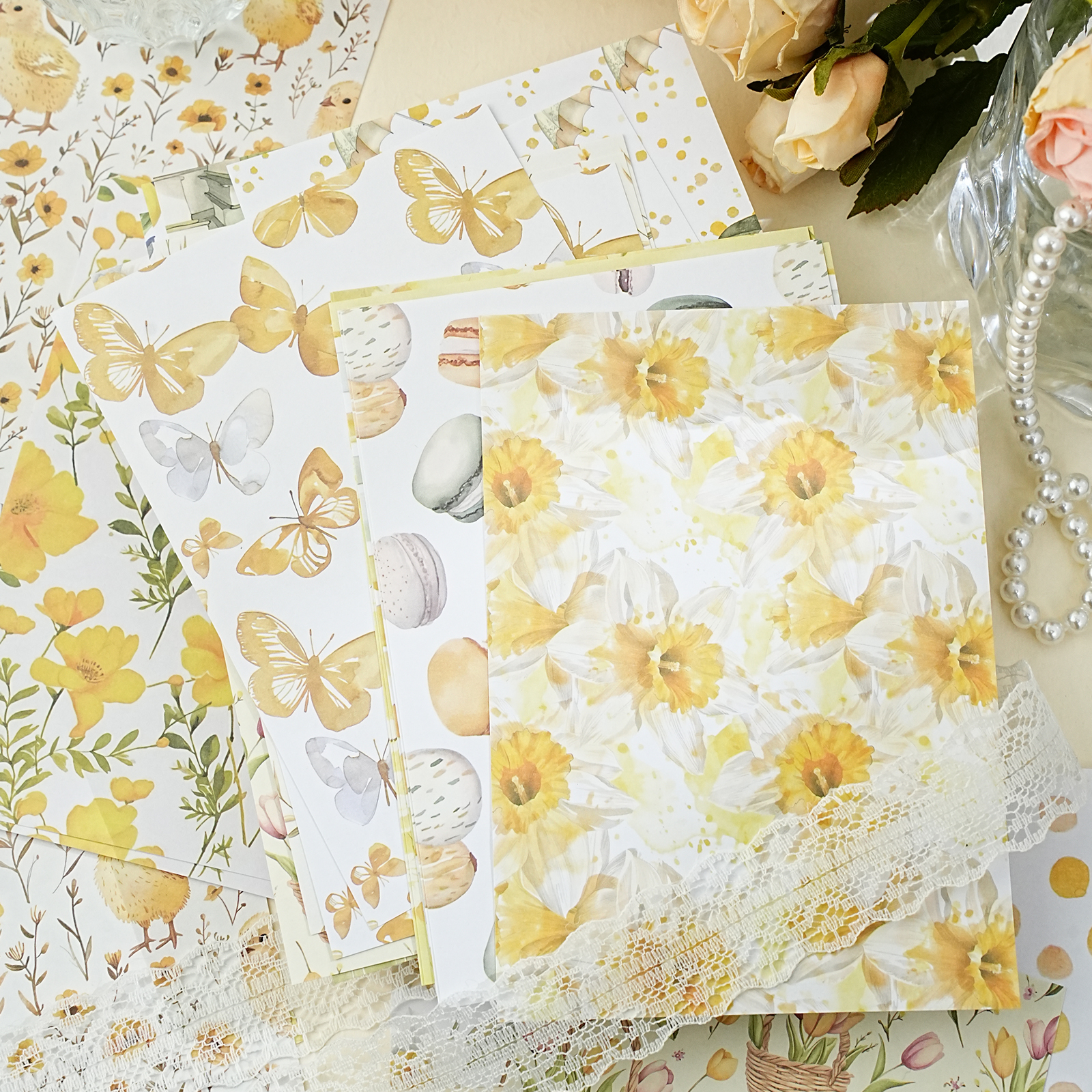 Etori Life Apricot Yellow Flow - Yellow Laptop Accessories のレビューと価格