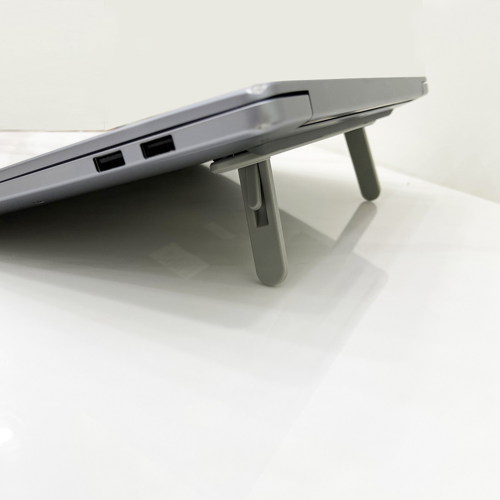 Universal Laptop Stand Holder  - Laptop Accessories Price のレビューと価格